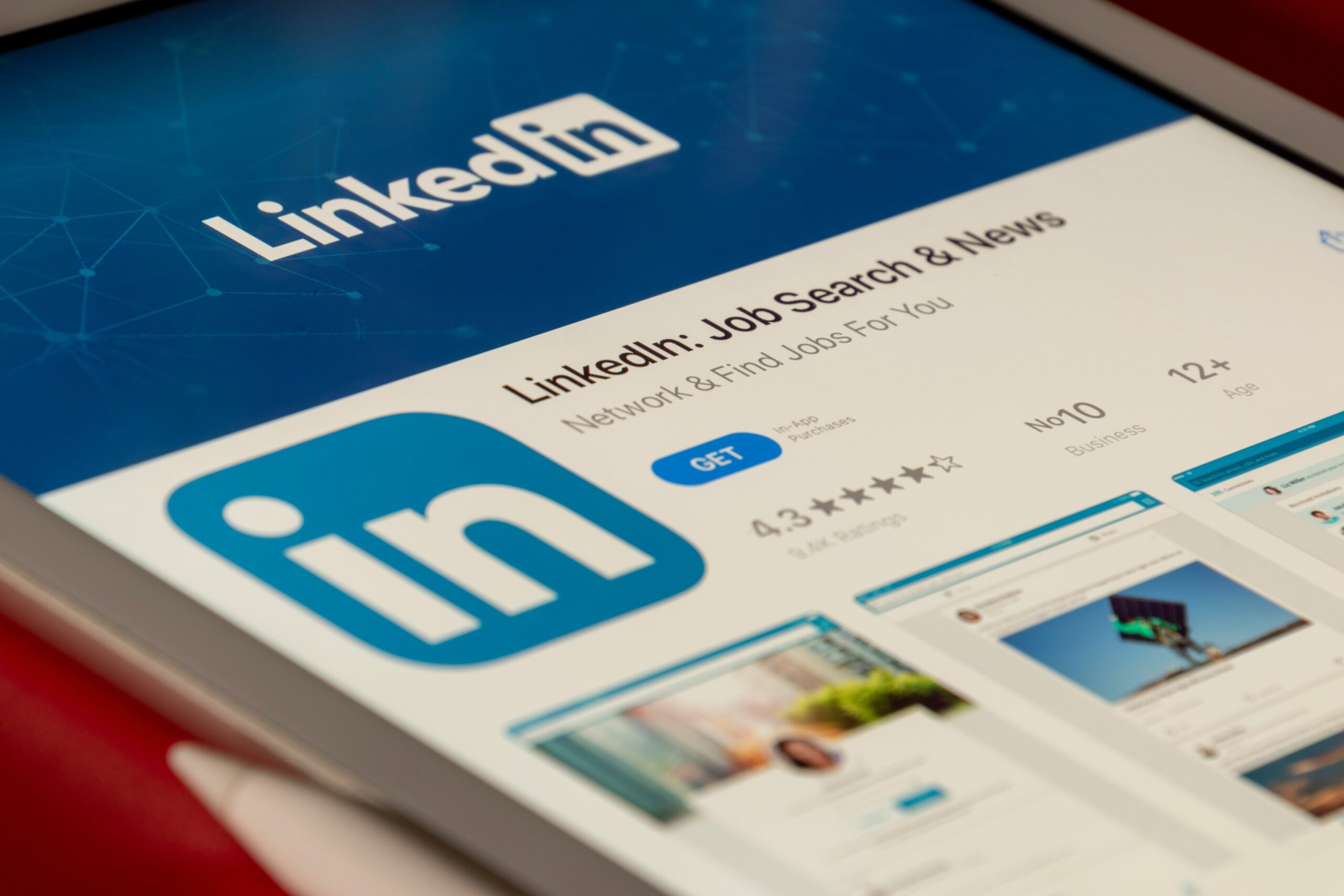 LinkedIn Advertising 1 Linkedin Advertising